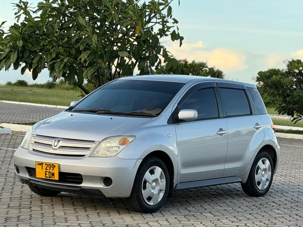 Price Of Toyota IST 2004 for Sale in Tanzania
