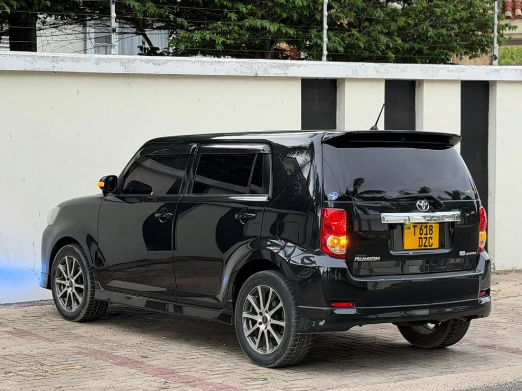 Buy Toyota Rumion 2008 for Sale in Dar es Salaam