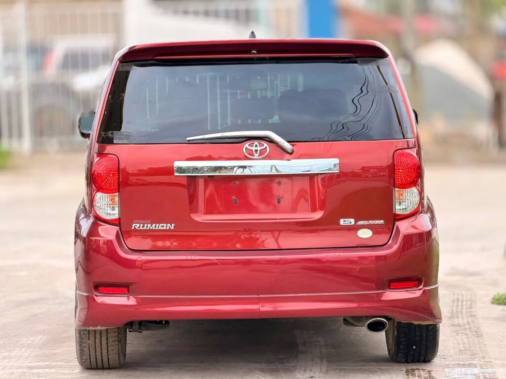 Used Toyota Rumion 2010 for Sale in Dar es Salaam