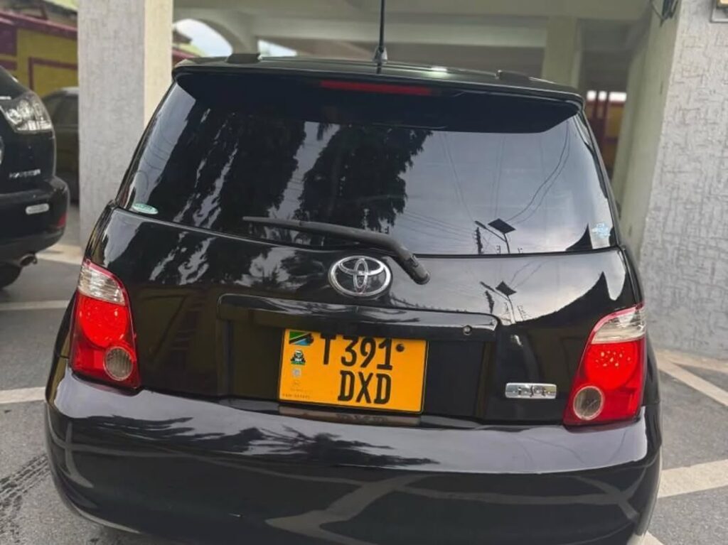 Bei ya Toyota IST 2006 Sokoni Dar es Salaam Tanzania