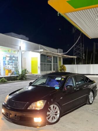 Price of Used Toyota Crown 2007 for Sale in Dar es Salaam Tanzania