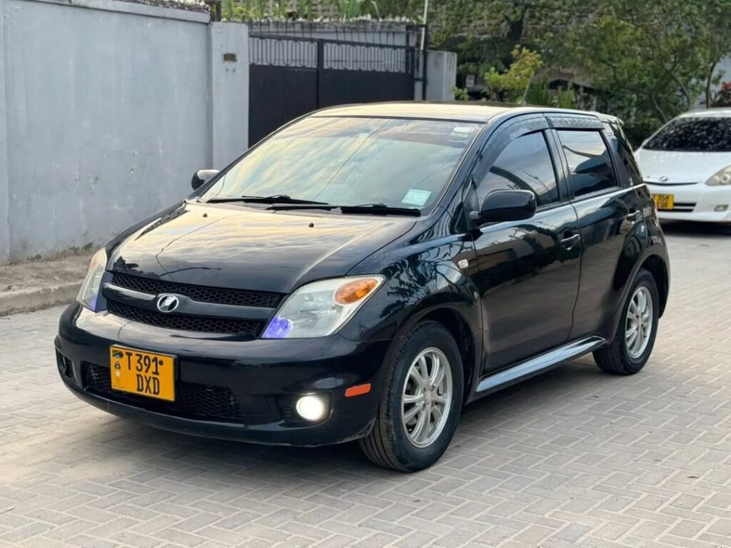 Magari IST 2006 lipo Dar es Salaam
