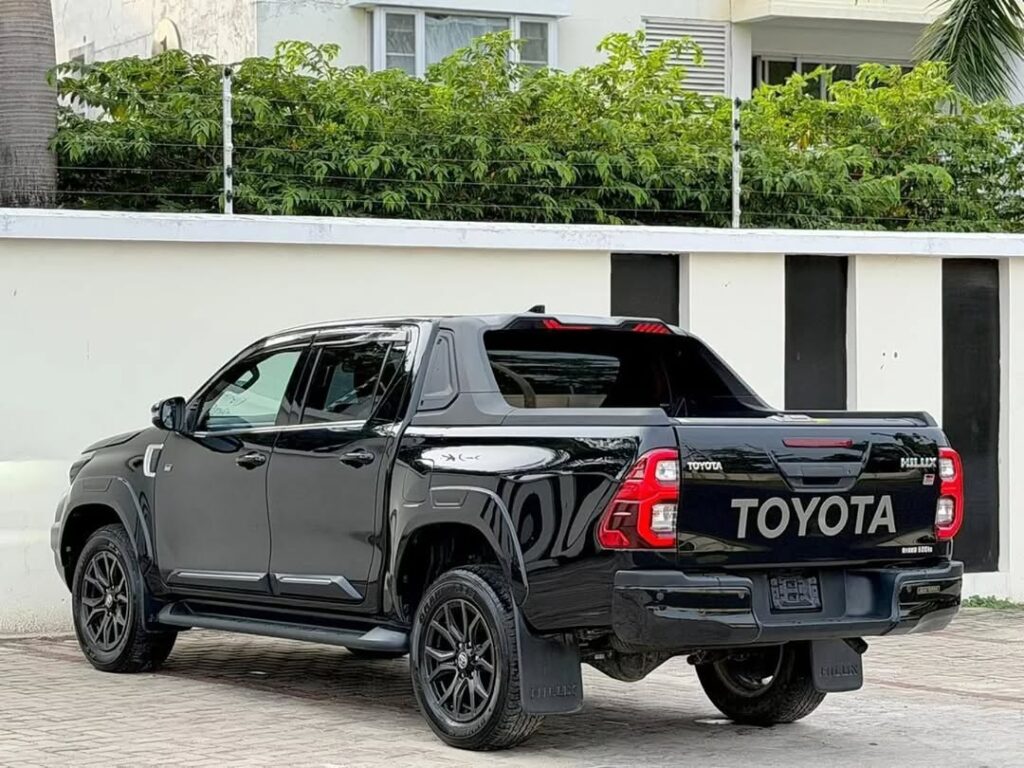 For Sale Toyota Hilux 2022 in Dar es Salaam