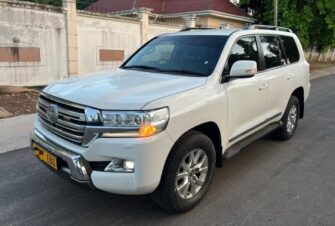 Bei Ya Toyota Land Cruiser V8 2016 Sokoni Dar es Salaam Tanzania