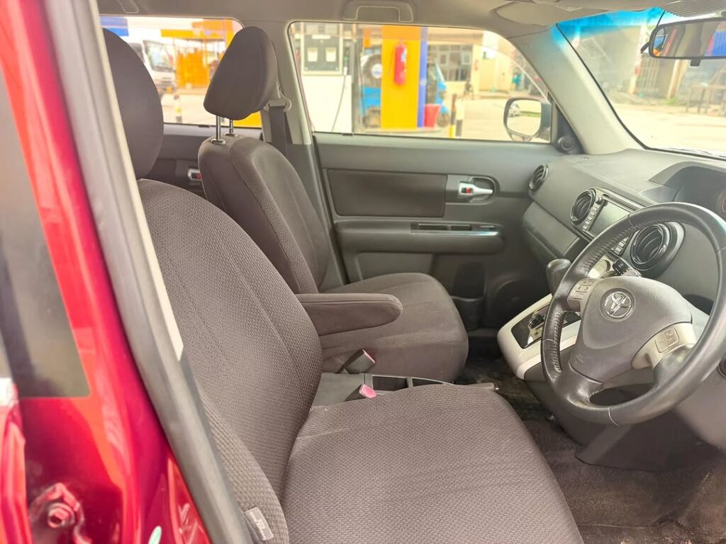 For Sale Toyota Rumion 2010 in Dar es Salaam