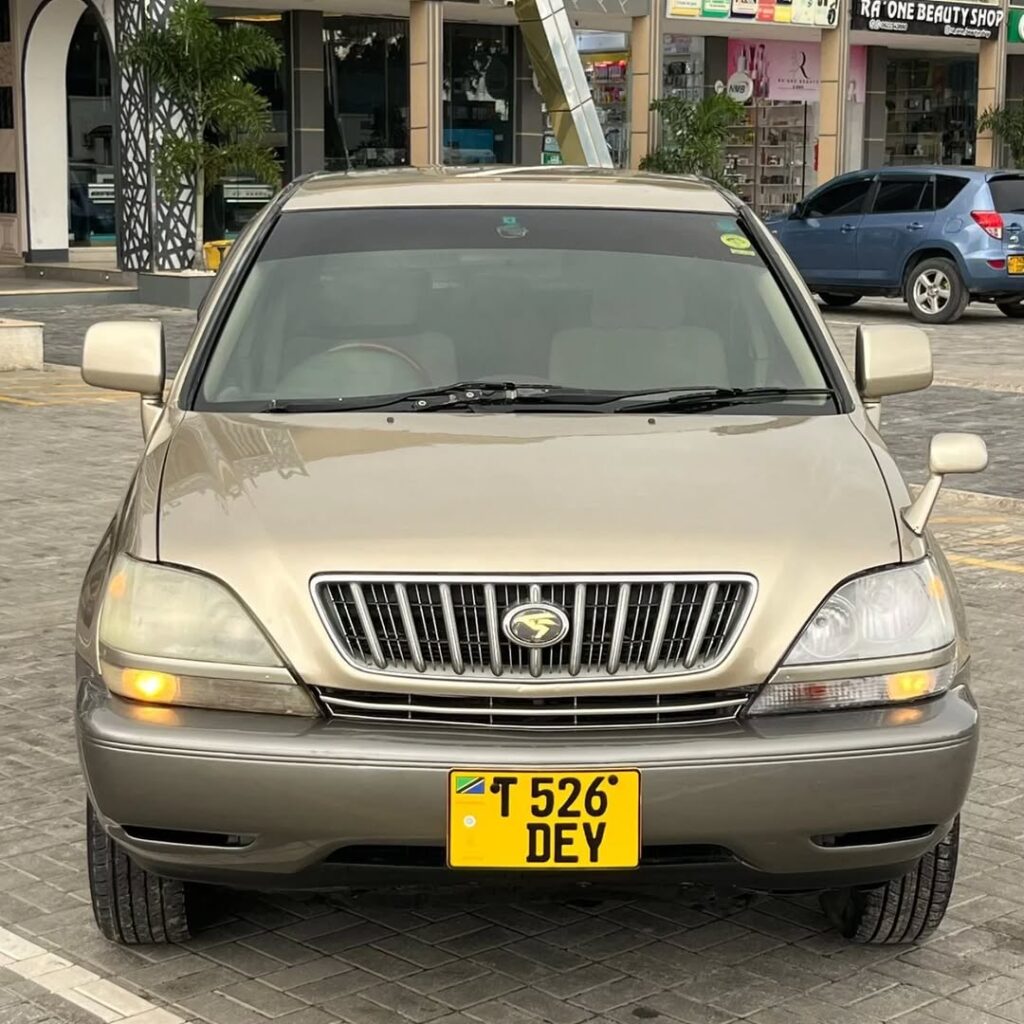 Magari Used Toyota Harrier 2002 Dar es Salaam Tanzania