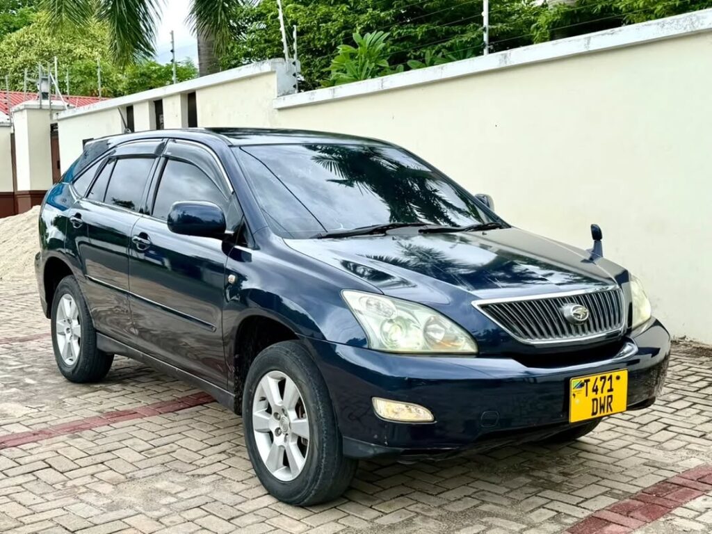 Price Of Toyota Harrier 2005 for Sale in Tanzania