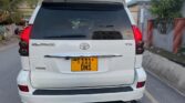 Toyota Land Cruiser Prado bei poa sokoni Dar es Salaam Tanzania