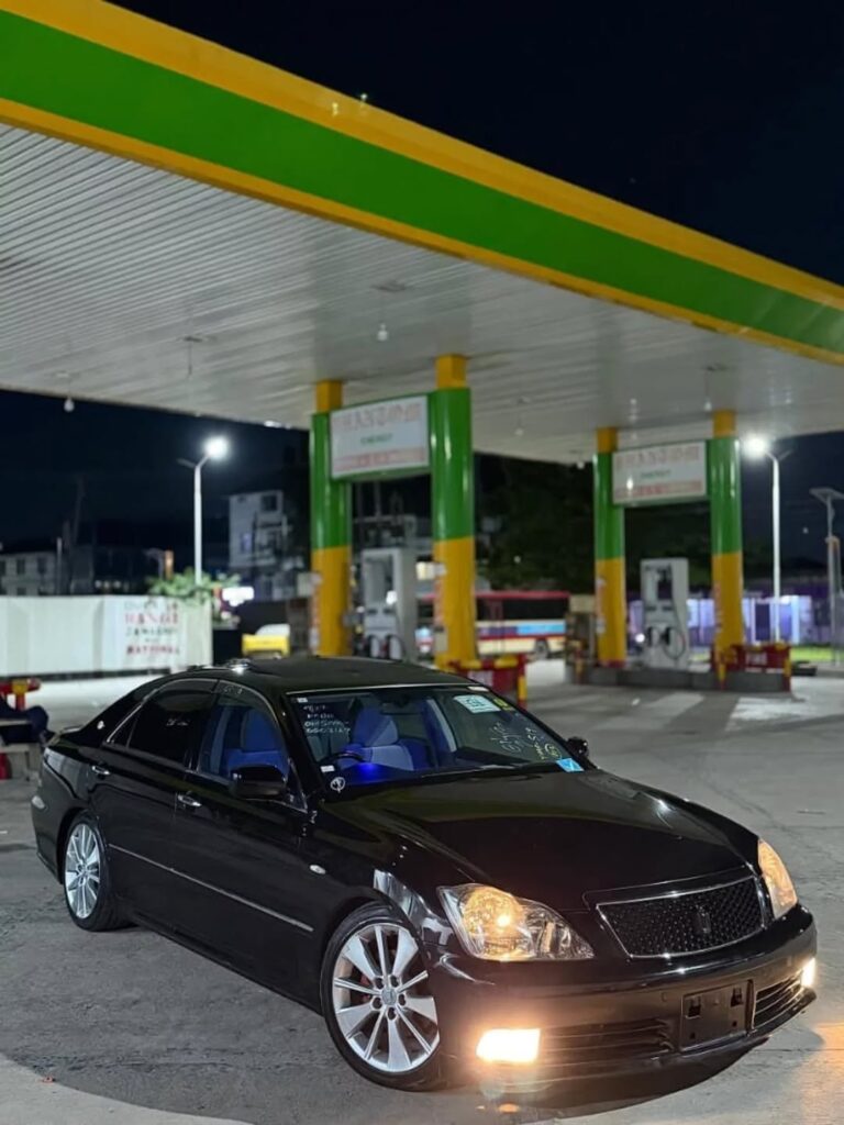 Toyota Crown 2007 for Sale in Dar es Salaam