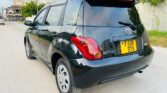 Toyota IST 2003 Inauzwa Dar es Salaam Tanzania