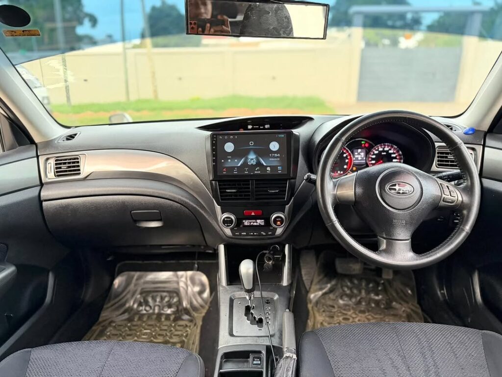 Subaru Forester 2011 Inauzwa Dar es Salaam Tanzania
