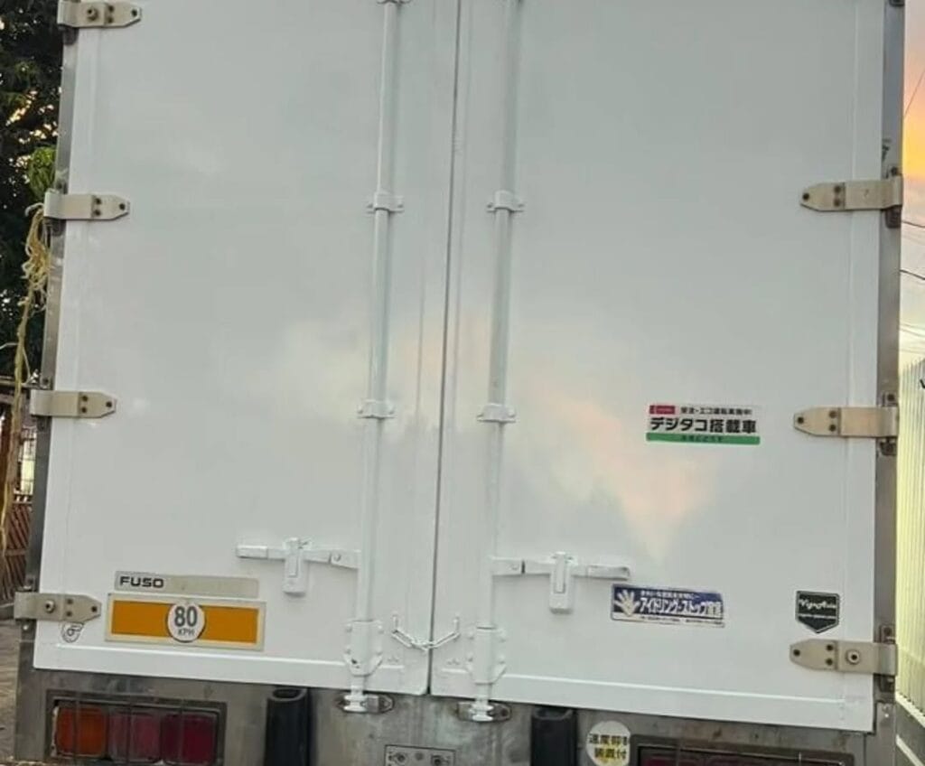 Buy Mitsubishi Fuso 2010 for Sale in Dar es Salaam
