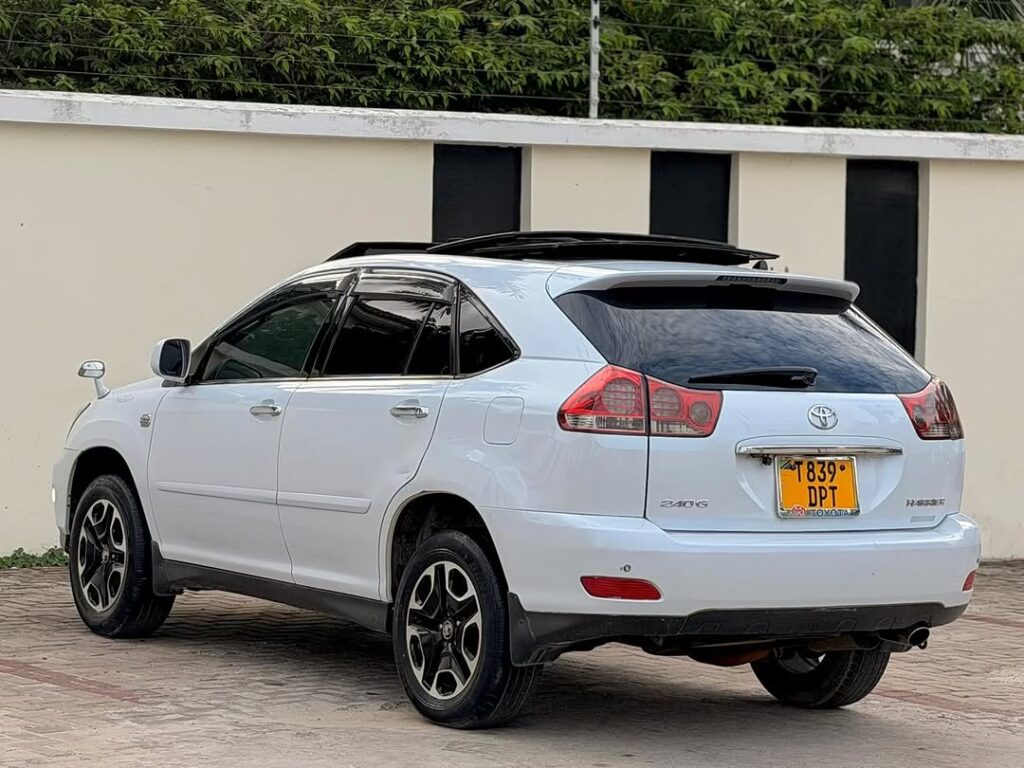 For Sale Toyota Harrier 2006 in Dar es Salaam
