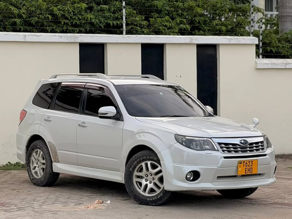 Magari Sokoni Subaru Forester ya Bei Poa 2011
