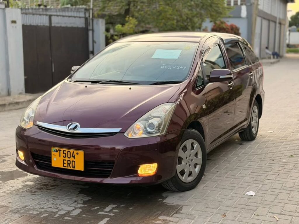 Magari Sokoni Toyota Wish ya Bei Poa 2006