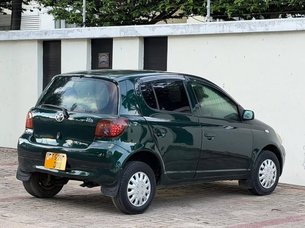 Price Toyota Vitz 2003 for Sale in Dar es Salaam