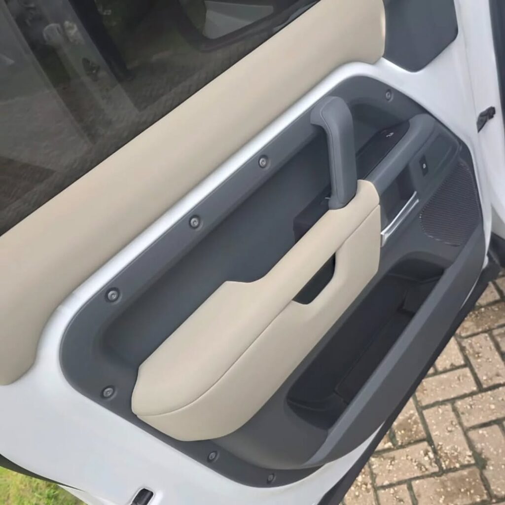 Magari Used Land Rover Defender 2022 Dar es Salaam Tanzania