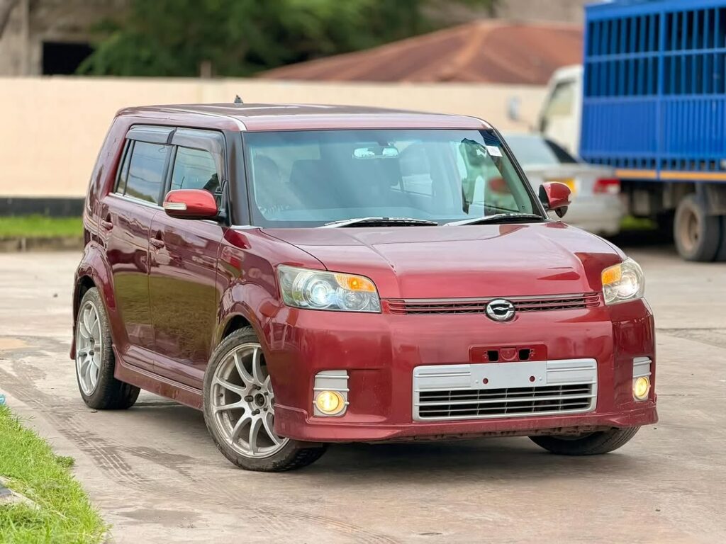 Price Toyota Rumion 2010 for Sale in Dar es Salaam