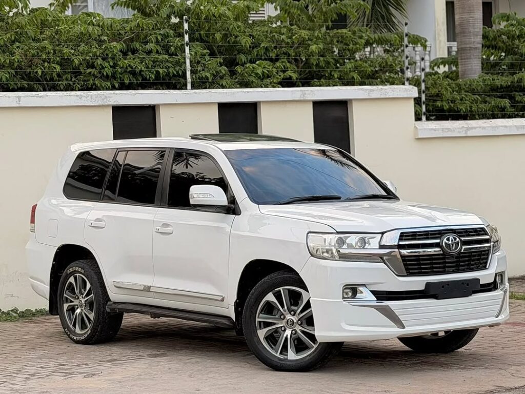 Buy Toyota Land Cruiser V8 2009 for Sale in Dar es Salaam