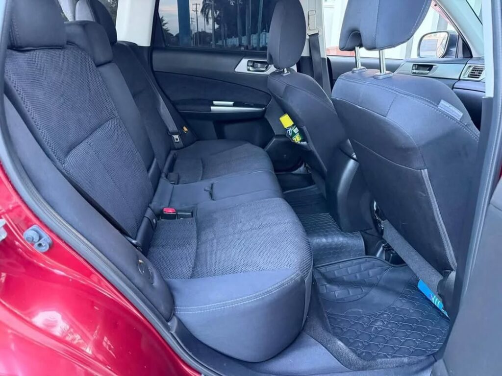 Subaru Forester bei poa sokoni Dar es Salaam Tanzania