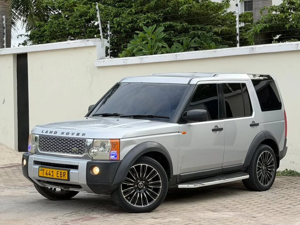 Land Rover Discovery 3 2007 Inauzwa Dar es Salaam Tanzania