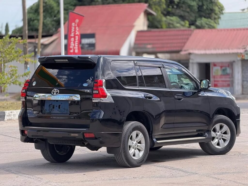 Magari Used Toyota Land Cruiser Prado 2020 Dar es Salaam Tanzania