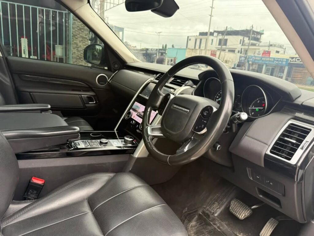 Magari Discovery 5 2018 lipo Dar es Salaam