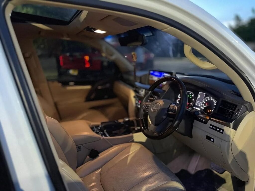 Lexus LX 2017 for Sale in Dar es Salaam