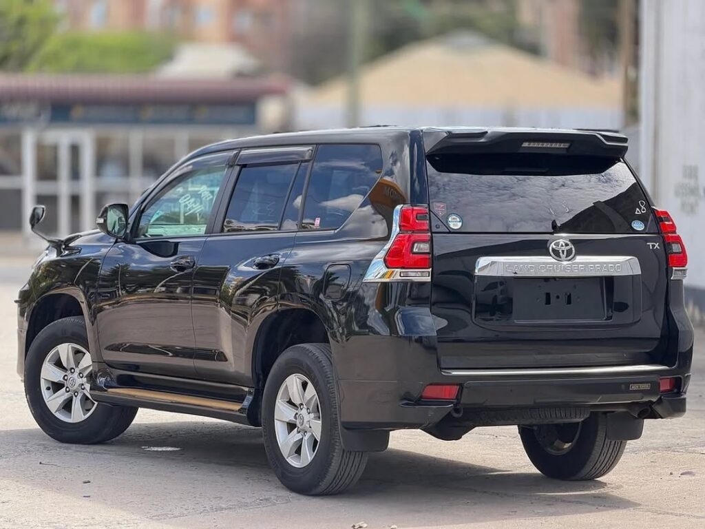 Magari Sokoni Toyota Land Cruiser Prado ya Bei Poa 2020