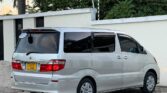 Magari Sokoni Toyota Alphard ya Bei Poa 2004