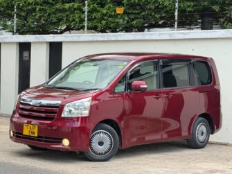 Bei Ya Toyota Noah 2008 Sokoni Dar es Salaam Tanzania
