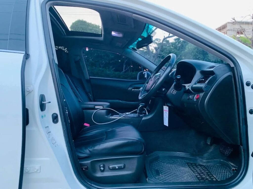 Price Toyota Crown 2009 for Sale in Dar es Salaam
