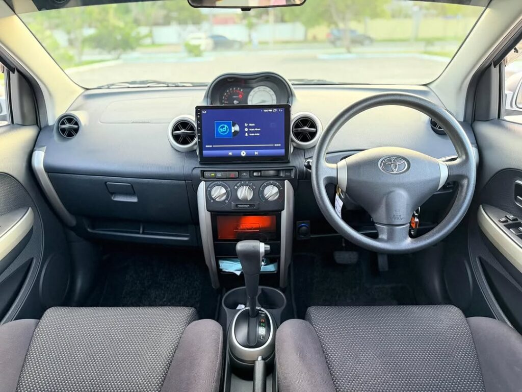 For Sale Toyota IST 2004 in Dar es Salaam