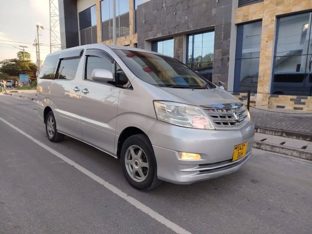 Magari Alphard 2007 lipo Dar es Salaam