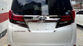 Magari Sokoni Toyota Alphard ya Bei Poa 2016