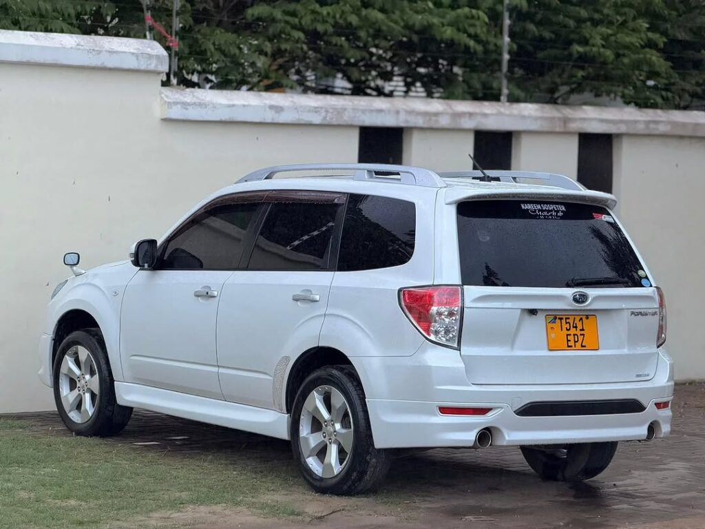 Subaru Forester bei poa sokoni Dar es Salaam Tanzania