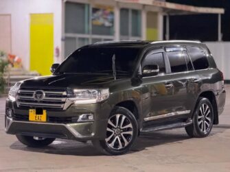 Bei Ya Toyota Land Cruiser V8 2017 Sokoni Dar es Salaam Tanzania
