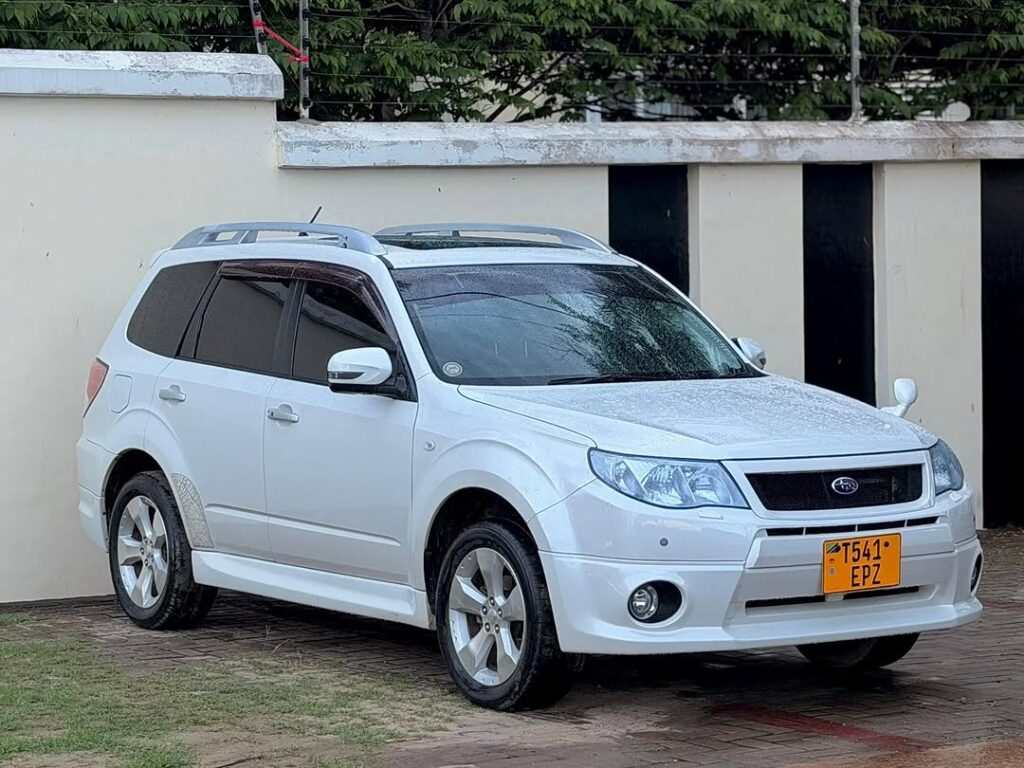 Subaru Forester 2011 Inauzwa Dar es Salaam Tanzania