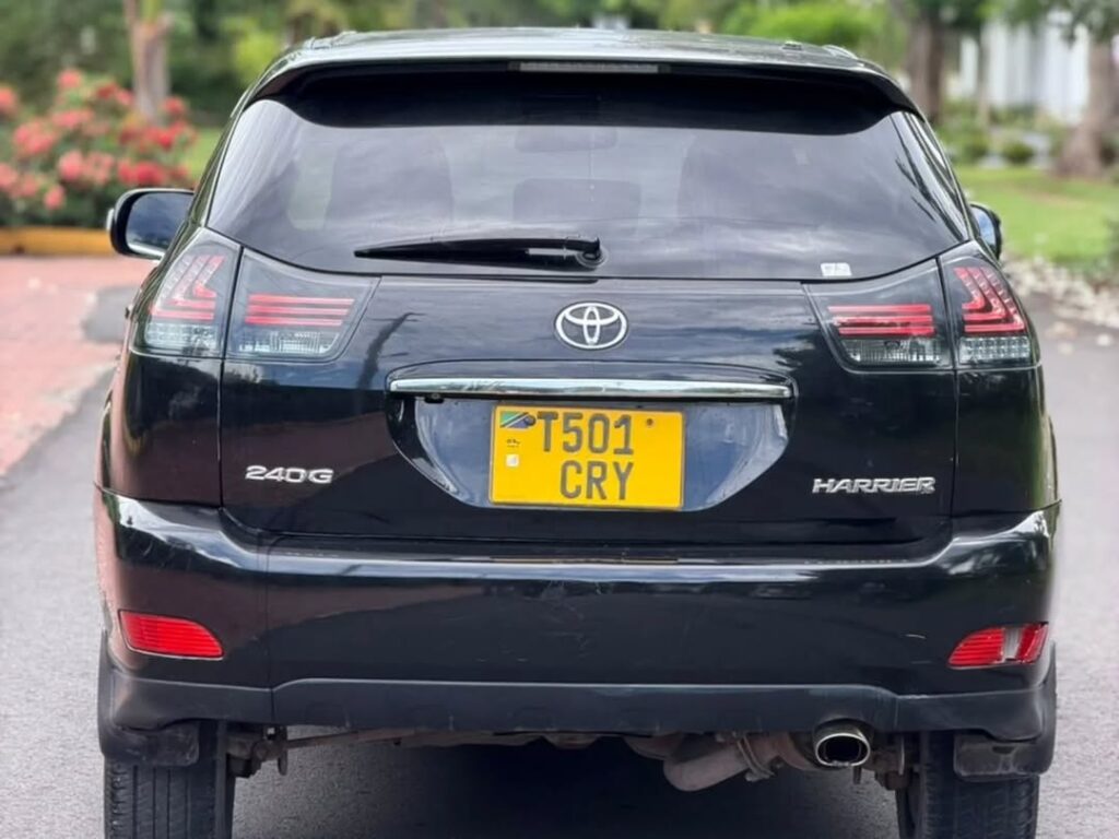 Price Of Toyota Harrier 2004 for Sale in Tanzania
