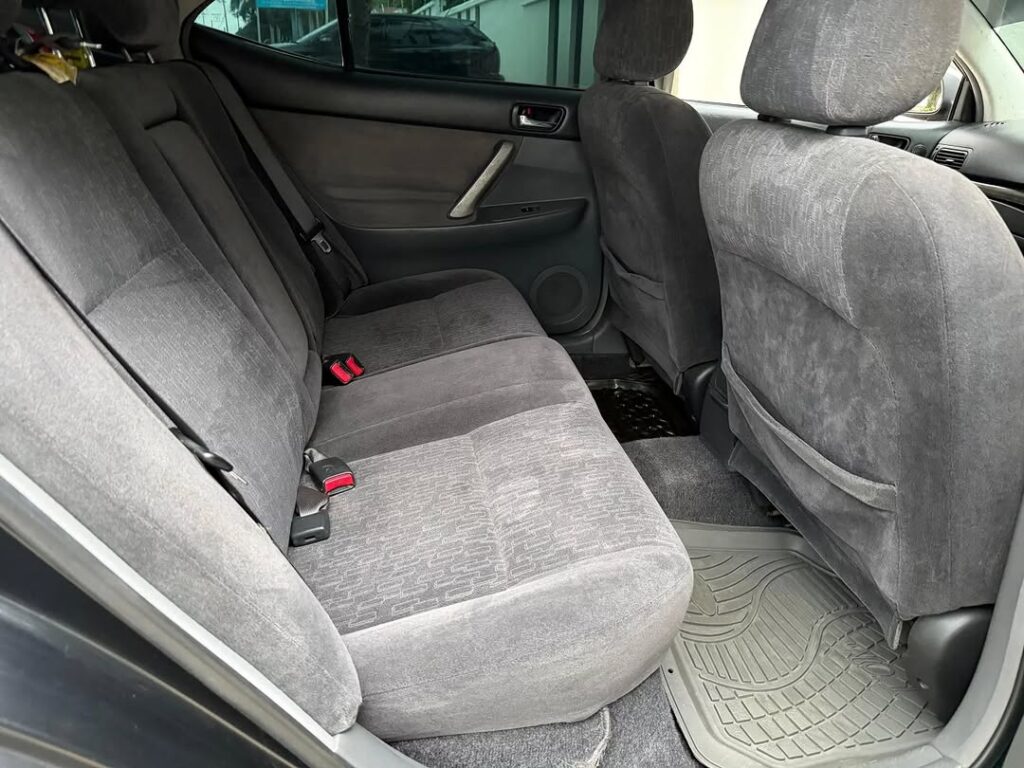 Price Toyota Allion 2004 for Sale in Dar es Salaam
