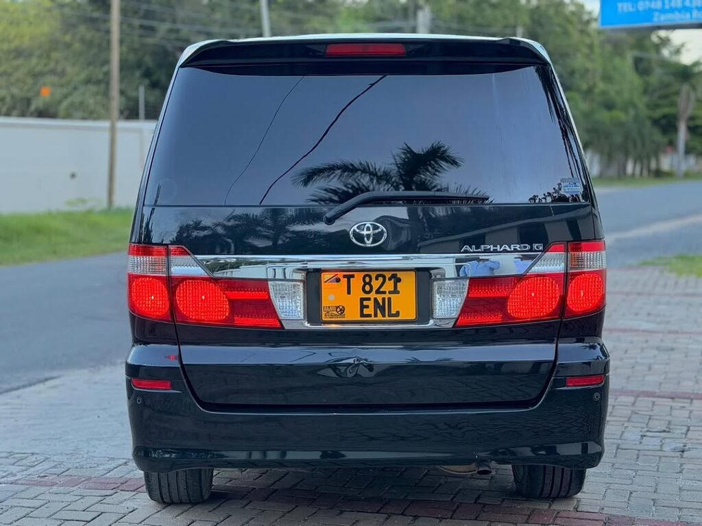 Bei ya Toyota Alphard 2005 Sokoni Dar es Salaam Tanzania