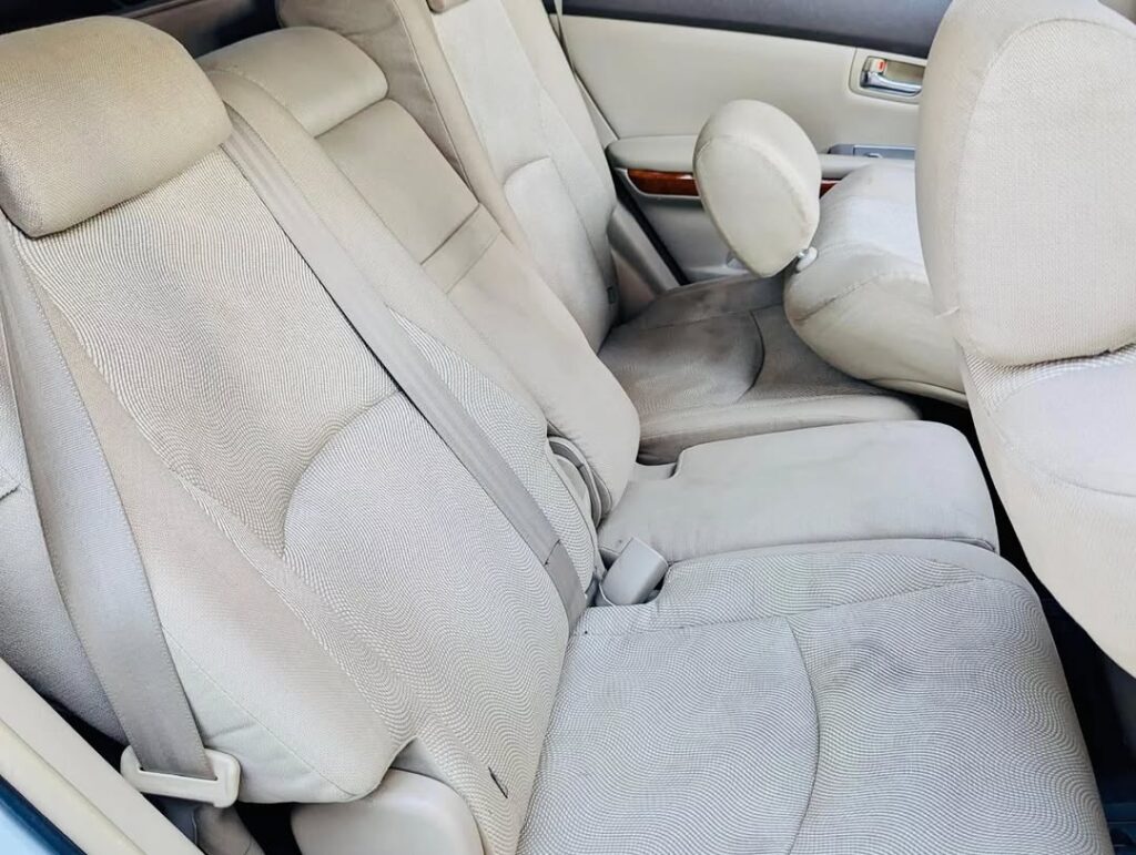 Toyota Harrier bei poa sokoni Dar es Salaam Tanzania