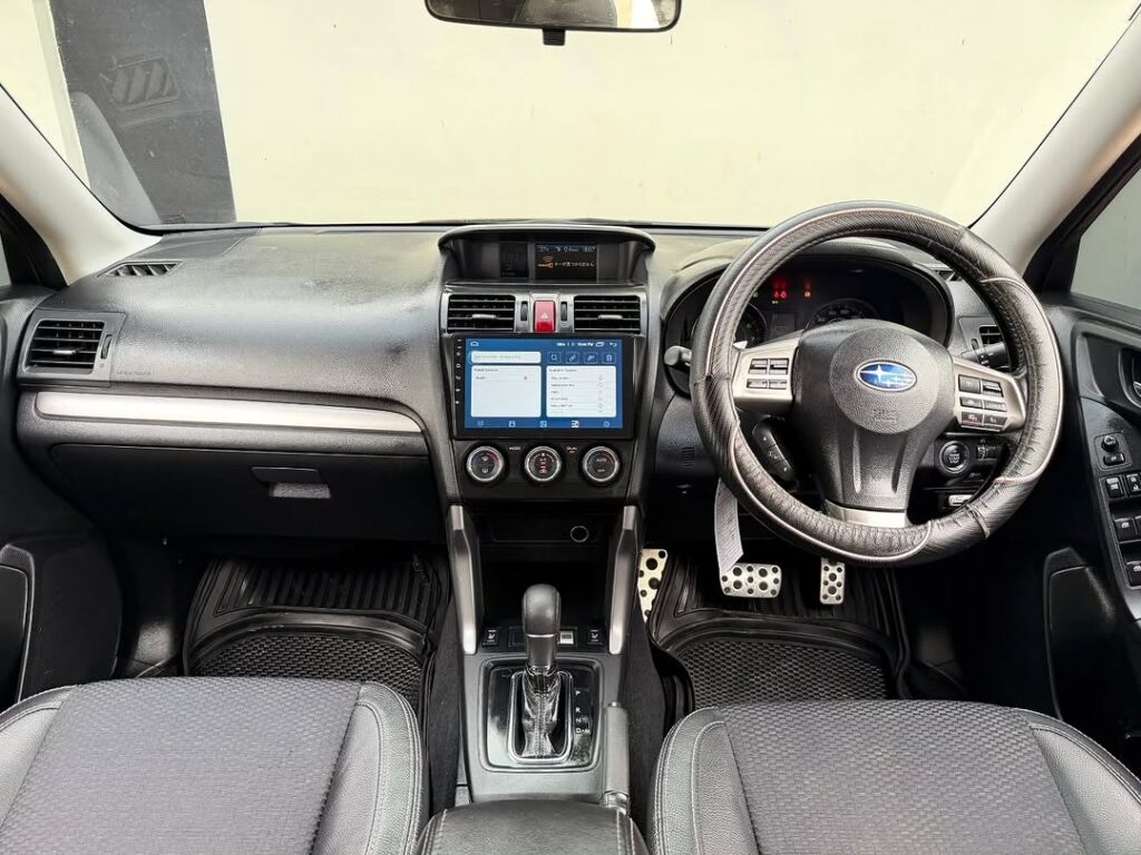 Subaru Forester 2013 Inauzwa Dar es Salaam Tanzania