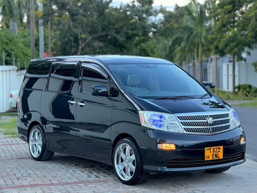 Toyota Alphard bei poa sokoni Dar es Salaam Tanzania