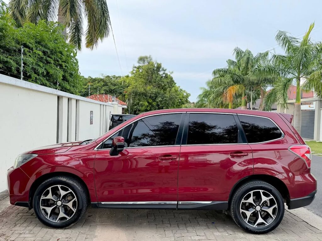 Magari Sokoni Subaru Forester ya Bei Poa 2013