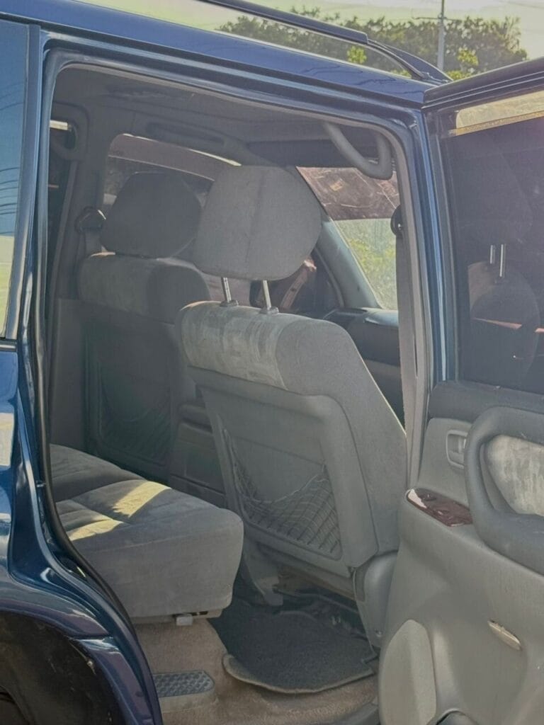 Magari Sokoni Toyota Land Cruiser Prado ya Bei Poa 2003