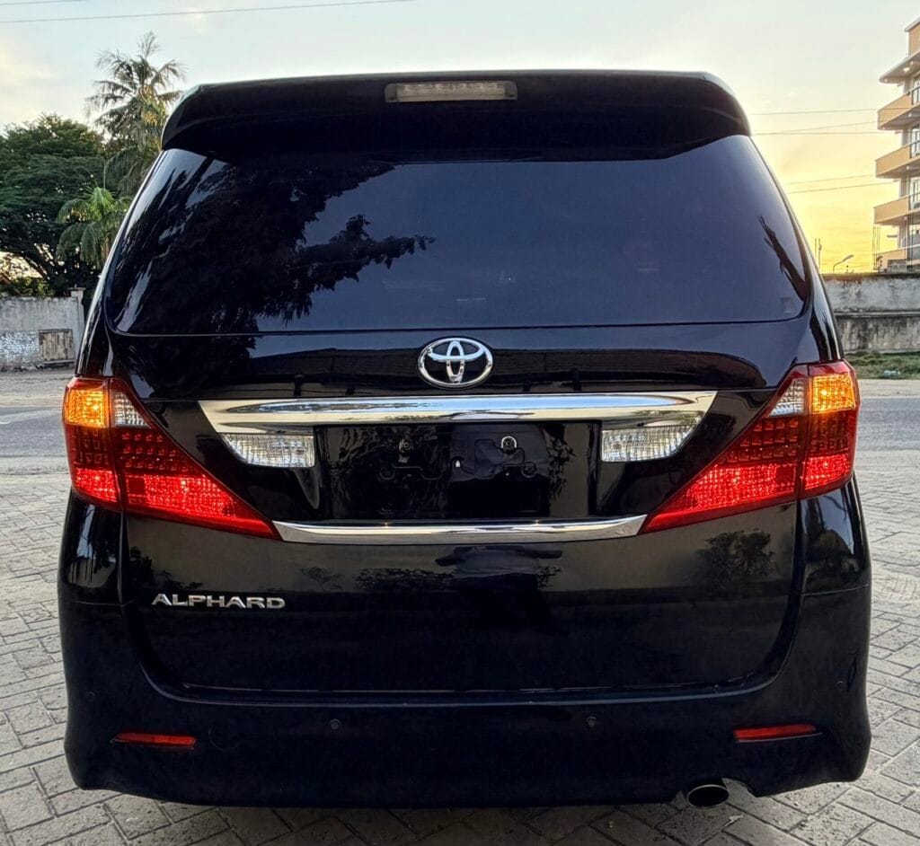 Bei ya Toyota Alphard 2010 Sokoni Dar es salaam Tanzania