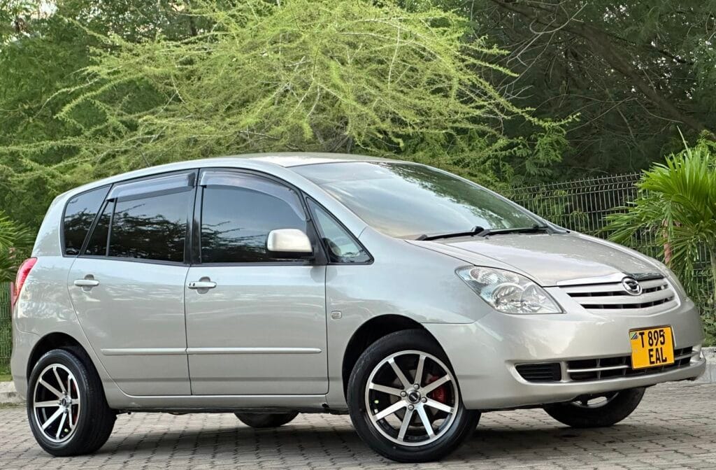 Magari Used Toyota Spacio 2005 Dar es salaam Tanzania