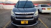 Toyota Noah 2013 Inauzwa Arusha Tanzania