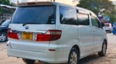 Magari Sokoni Toyota Alphard ya Bei Poa 2006